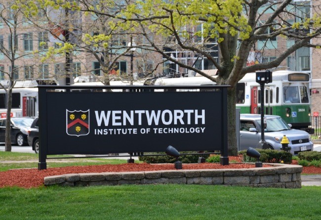 Wentworth Sign